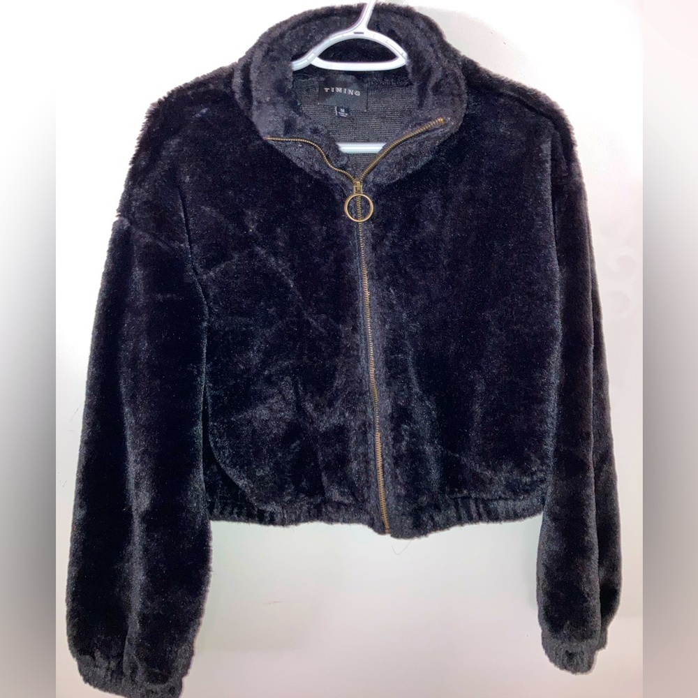Black faux timing jacket. Size medium